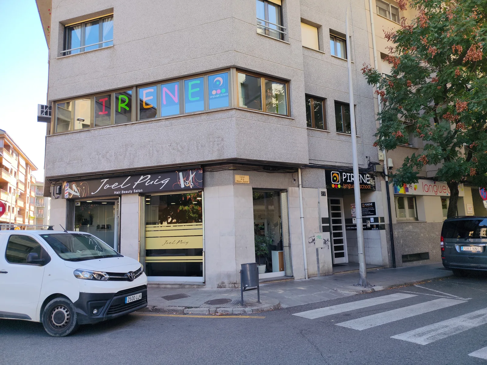 Exterior d'Acadèmia Vigar